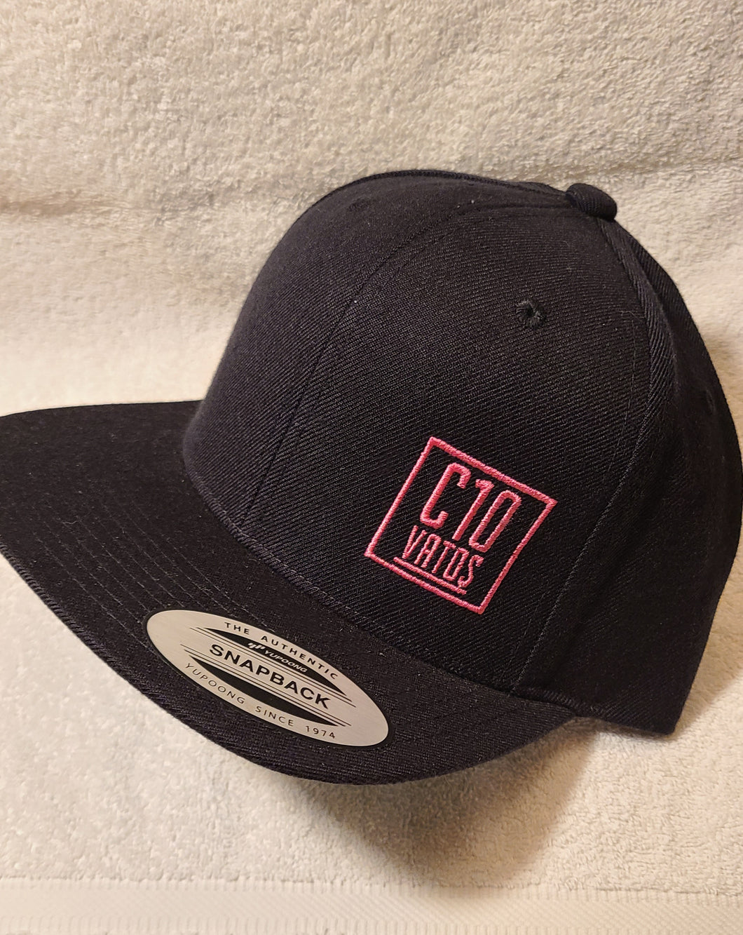 Snapback black/black - pink